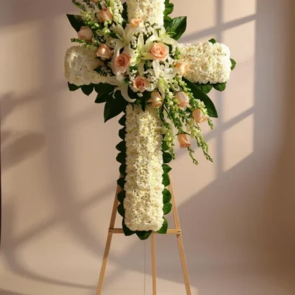 Cruz Funeraria Blanca en Valencia